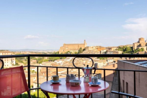 Siena Historic Center Stylish Flat with Balcony! Siena